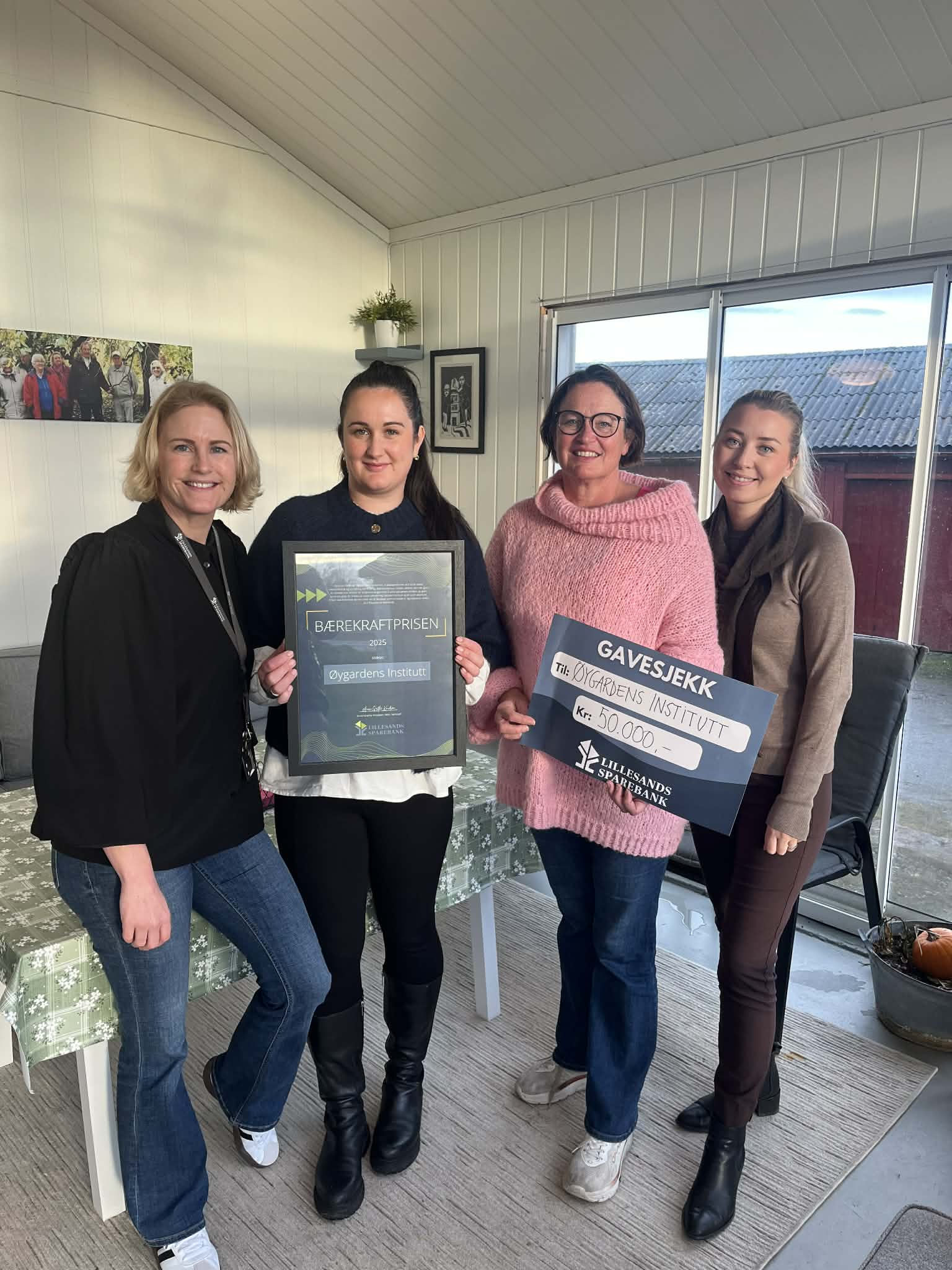 cdb9922f-ea08-43bd-8d3b-3014a402a586